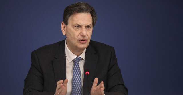Σκυλακάκης για την παρακολούθηση των ελεγκτών περιβάλλοντος στη Μύκονο: «Η αυθαιρεσία θα ελεγχθεί»