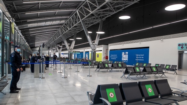 Συνελήφθη 19χρονος για αρπαγή - Επιχείρησε να ταξιδέψει μέσω του αεροδρομίου «Μακεδονία» με 15χρονη αγνοούμενη