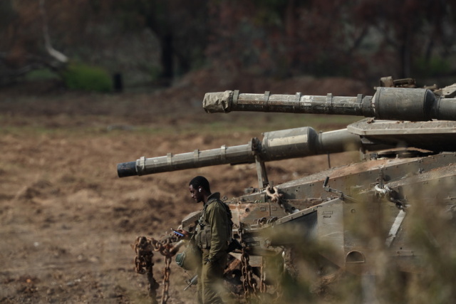 Τέσσερις στρατιώτες σκοτώθηκαν σε κατά λάθος έκρηξη στον Λίβανο