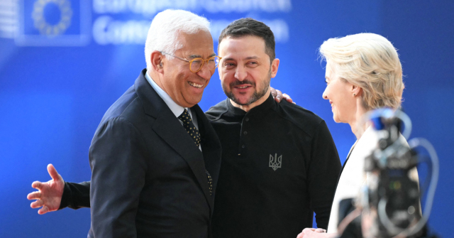 Politico: Μόλις 15 λεπτά μίλησαν οι Ευρωπαίοι για την Ουκρανία - Ο Ζελένσκι πήρε… χαμόγελα, αγκαλιές αλλά όχι δεσμεύσεις