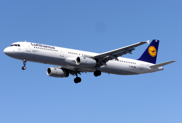 Πτήση της Lufthansa έμεινε χωρίς πιλότο για 10 λεπτά - Ο συγκυβερνήτης λιποθύμησε ενώ ο πιλότος ήταν στην τουαλέτα