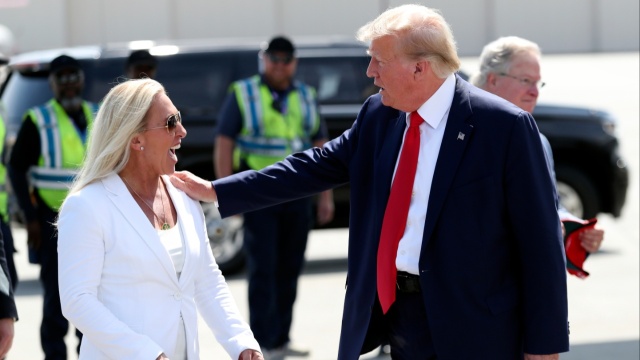 Επίθεση Τραμπ στη Ρεπουμπλικανή βουλευτή Τέιλορ Γκριν: «Έχει παραστρατήσει»