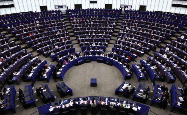 &Tau;&omicron; &Epsilon;&upsilon;&rho;&omega;&kappa;&omicron;&iota;&nu;&omicron;&beta;&omicron;ύ&lambda;&iota;&omicron; &pi;&alpha;&gamma;ώ&nu;&epsilon;&iota; &tau;&eta;&nu; &epsilon;&pi;&iota;&kappa;ύ&rho;&omega;&sigma;&eta; &tau;&eta;&sigmaf; &epsilon;&mu;&pi;&omicron;&rho;&iota;&kappa;ή&sigmaf; &sigma;&upsilon;&mu;&phi;&omega;&nu;ί&alpha;&sigmaf; &Epsilon;&Epsilon; - &Eta;&Pi;&Alpha;