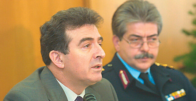 &Omicron; &tau;&rho;&omicron;&mu;&omicron;&kappa;&rho;ά&tau;&eta;&sigmaf; &laquo;&Chi;&raquo; &pi;&omicron;&upsilon; &omicron;&delta;ή&gamma;&eta;&sigma;&epsilon; &Chi;&rho;&upsilon;&sigma;&omicron;&chi;&omicron;ΐ&delta;&eta; - &Nu;&alpha;&sigma;&iota;ά&kappa;&omicron; &sigma;&tau;&eta; 17 &Nu;&omicron;έ&mu;&beta;&rho;&eta;, &tau;&alpha; &rho;&alpha;&nu;&tau;&epsilon;&beta;&omicron;ύ &sigma;&epsilon; &xi;&epsilon;&nu;&omicron;&delta;&omicron;&chi;&epsilon;ί&alpha; &kappa;&alpha;&iota; &omicron;&iota; &phi;&iota;&lambda;&iota;&kappa;έ&sigmaf; &alpha;&nu;&alpha;&kappa;&rho;ί&sigma;&epsilon;&iota;&sigmaf;