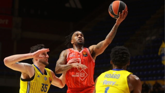 Euroleague: &Eta; &Chi;ά&pi;&omicron;&epsilon;&lambda; &nu;ί&kappa;&eta;&sigma;&epsilon; &tau;&eta; &Mu;&alpha;&kappa;ά&mu;&pi;&iota; 99-88 &kappa;&alpha;&iota; &pi;ή&rho;&epsilon; &epsilon;&iota;&sigma;&iota;&tau;ή&rho;&iota;&omicron; &gamma;&iota;&alpha; &tau;&alpha; playoffs &ndash; &Pi;ώ&sigmaf; &theta;&alpha; &tau;&epsilon;&rho;&mu;&alpha;&tau;ί&sigma;&epsilon;&iota; 6&omicron;&sigmaf; &omicron; &Pi;&alpha;&nu;&alpha;&theta;&eta;&nu;&alpha;ϊ&kappa;ό&sigmaf;