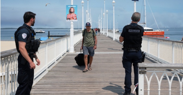 Τέσσερις συλλήψεις για κλοπή ρολογιού αξίας 300.000 δολαρίων στην Κυανή Ακτή | Επικαιρότητα στο PlusTV.gr