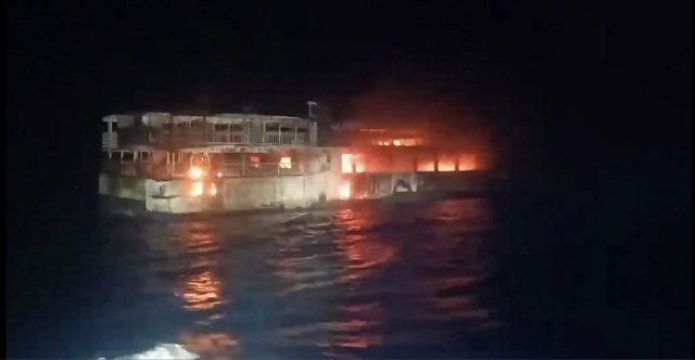 Πέντε νεκροί και 87 αγνοούμενοι από φωτιά σε επιβατικό πλοίο στις Φιλιππίνες, δείτε βίντεο | Επικαιρότητα στο LivePress.gr