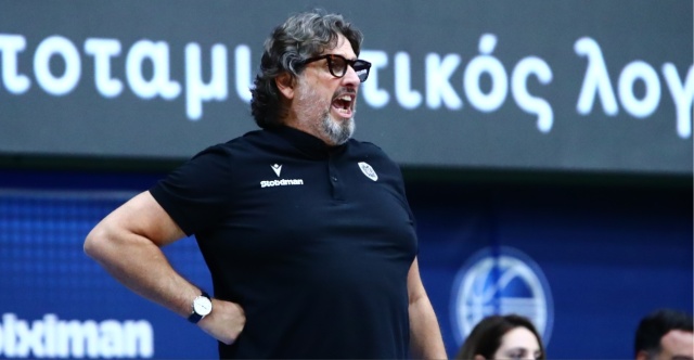 Τρινκιέρι μετά την πρόκριση του ΠΑΟΚ επί του Παναθηναϊκού: «Η νίκη είναι γλυκιά, τώρα ο Ολυμπιακός»