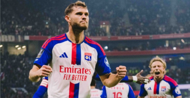 Λιόν – Νις 2-1: Ανατροπή με δέκα παίκτες και πενταπλή ισοβαθμία στην κορυφή της Ligue 1, δείτε τα γκολ