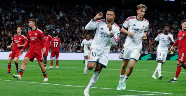 Ρεάλ Μαδρίτης – Σεβίλλη 4-1: «Καθάρισε» με δύο γκολ ο Εμπαπέ, στο -6 από την Μπαρτσελόνα πριν από το Clasico, δείτε τα γκολ