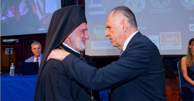 Αρχιεπίσκοπος Ελπιδοφόρος: Στήριξη στην ελληνική εξωτερική πολιτική και μήνυμα εμπιστοσύνης στον Γεραπετρίτη