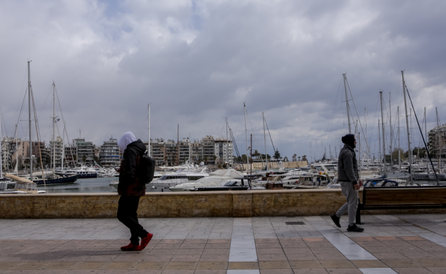 Έ&rho;&chi;&epsilon;&tau;&alpha;&iota; &psi;&upsilon;&chi;&rho;ή &epsilon;&iota;&sigma;&beta;&omicron;&lambda;ή &alpha;&pi;ό &tau;&eta;&nu; &Omicron;&upsilon;&kappa;&rho;&alpha;&nu;ί&alpha;, 10&deg;C &kappa;ά&tau;&omega; &omicron; &upsilon;&delta;&rho;ά&rho;&gamma;&upsilon;&rho;&omicron;&sigmaf;, &theta;&upsilon;&epsilon;&lambda;&lambda;ώ&delta;&epsilon;&iota;&sigmaf; ά&nu;&epsilon;&mu;&omicron;&iota; &sigma;&epsilon; &Alpha;&iota;&gamma;&alpha;ί&omicron; &kappa;&alpha;&iota; &Iota;ό&nu;&iota;&omicron; - &Eta; &pi;&rho;ό&gamma;&nu;&omega;&sigma;&eta; &gamma;&iota;&alpha; &tau;&eta;&nu; &Alpha;&tau;&tau;&iota;&kappa;ή