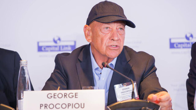 Γιώργος Προκοπίου: Τα πλοία του αψηφούν τους πυραύλους στα Στενά του Ορμούζ, όπως έκαναν παλιότερα ο Ωνάσης κι ο Νιάρχος, γράφει η WSJ 