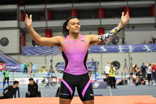 Καραλής: «Έχω πάντα στο μυαλό μου το Παγκόσμιο ρεκόρ, απέδειξα ότι μπορώ να κάνω μεγάλα άλματα», βίντεο 