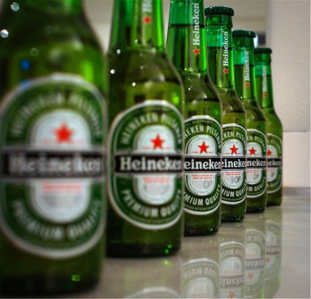 Για ένα ευρώ πούλησε η Heineken το παράρτημά της στη Ρωσία