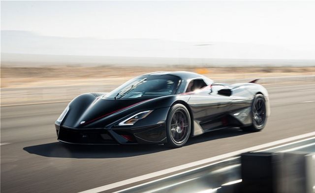 Αυτό είναι το πιο γρήγορο αυτοκίνητο του κόσμου: «Έπιασε» 532,6 χλμ/ώρα - Δείτε βίντεο