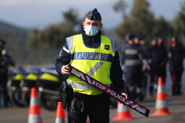 Γαλλία: Οι αρχές απαγόρευσαν νεοναζιστικό φεστιβάλ μουσικής Black Metal