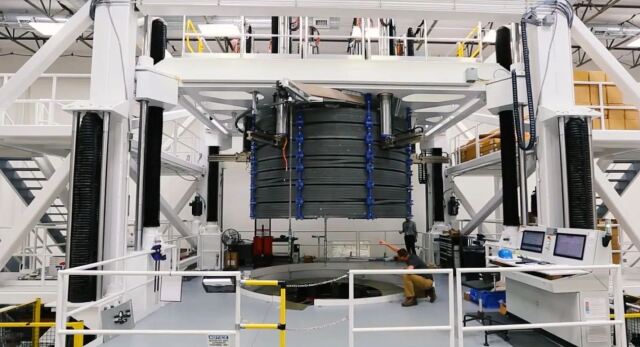 Ο πιο ισχυρός μαγνήτης του κόσμου θα σηκώνει αεροπλανοφόρο 100.000 τόνων