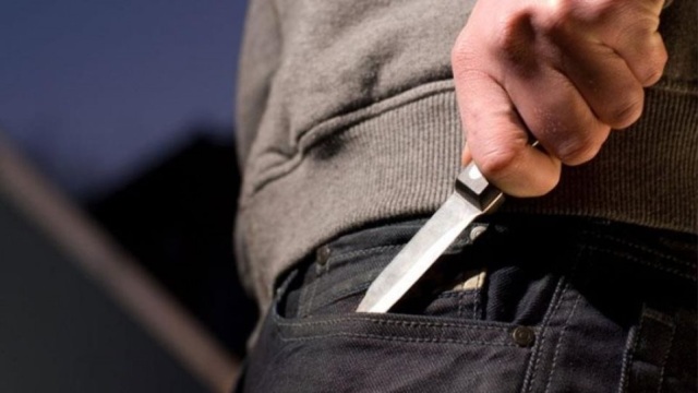 Κυψέλη: Επίθεση με μαχαίρι σε μαθητές γυμνασίου - Τους λήστεψαν δίπλα στο σχολείο