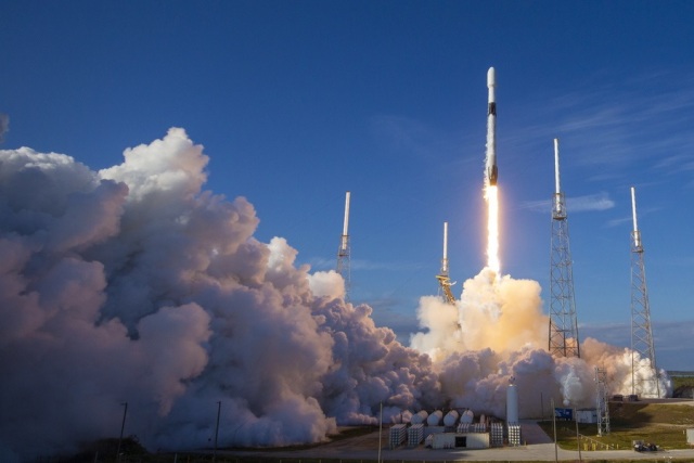 Η SpaceX θα χάσει έως και 40 δορυφόρους Starlink λόγω γεωμαγνητικής καταιγίδας