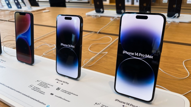 Apple: Προβλήματα στις παραδόσεις iPhone 14 Pro και Pro Max από την Κίνα λόγω μέτρων κορωνοϊού