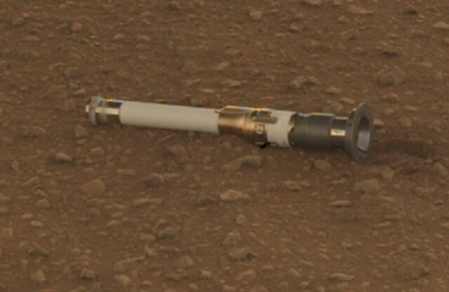 Το ρόβερ Perseverance της NASA άφησε το πρώτο δείγμα από τα αρειανά πετρώματα στην αποθήκη του Άρη