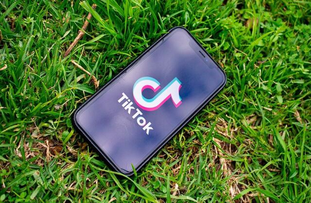 Καναδάς: Η κυβέρνηση απαγορεύει τη χρήση του TikTok στις υπηρεσιακές της συσκευές