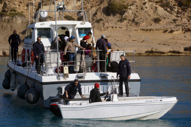 Λιμενικό: Ακόμα 101 παράνομοι μετανάστες εντοπίστηκαν στη Λέσβο μέσα σε λίγες ώρες (βίντεο)