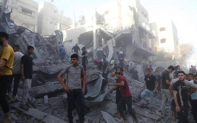 Πόλεμος στο Ισραήλ: Οι Παλαιστίνιοι ανακοίνωσαν 19 νεκρούς από ισραηλινό βομβαρδισμό σε καταυλισμό
