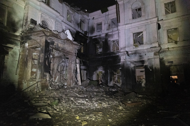 Πόλεμος στην Ουκρανία: Τουλάχιστον τέσσερις άμαχοι σκοτώθηκαν από ρωσικούς βομβαρδισμούς στο Χάρκοβο