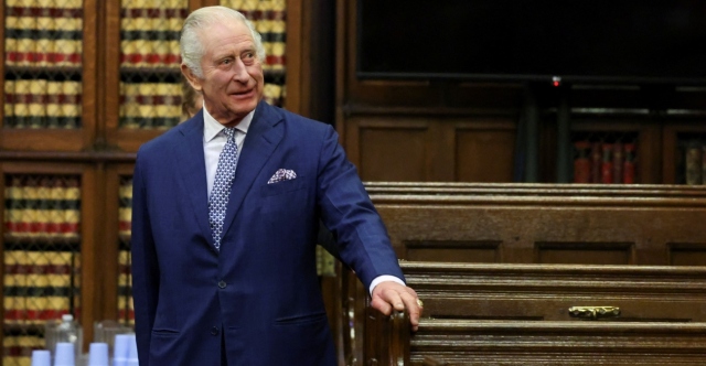 Βασιλιάς Κάρολος: Μπορεί να… πιάνει δουλειά αλλά είναι πραγματικά πολύ άρρωστος, λέει δημοσίευμα
