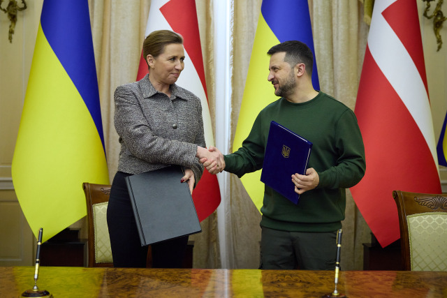 Ουκρανία: Υπέγραψε 10ετη συμφωνία ασφαλείας με τη Δανία