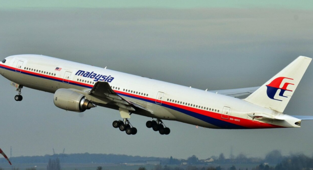 Δέκα χρόνια από την εξαφάνιση της πτήσης MH370 - «Οι έρευνες πρέπει να συνεχιστούν»