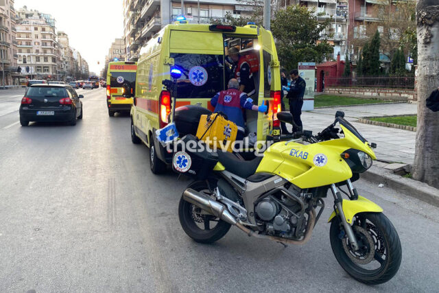 Θεσσαλονίκη: Σε τρία λεπτά έφτασε το ΕΚΑΒ και οι διασώστες έσωσαν τη ζωή 54χρονης από καρδιακό επεισόδιο