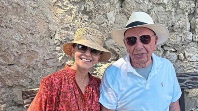 ΗΠΑ: Ο 92χρονος Ρούπερτ Μέρντοχ αρραβωνιάστηκε με την 67χρονη Ρωσίδα Ελένα Ζούκοβα