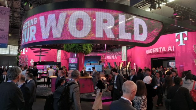 MWC 2024: Μια «γεύση» από το μέλλον παρουσίασε η Telekom