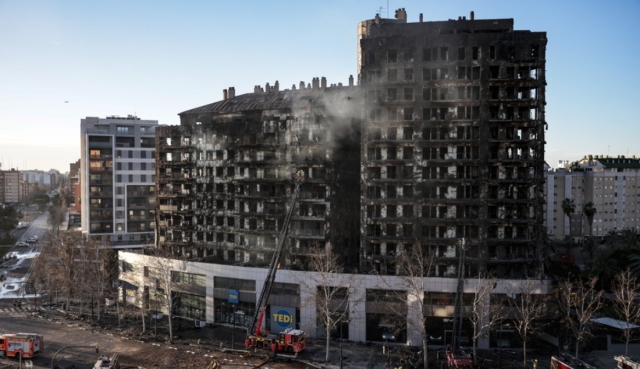 Βαλένθια: Από μια ηλεκτρική συσκευή ξεκίνησε η μεγάλη πυρκαγιά σε πολυκατοικία όπου σκοτώθηκαν 10 άνθρωποι