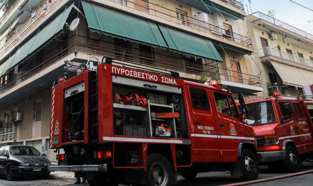Φωτιά σε διαμέρισμα στη Δημητρίου Ράλλη στην Αθήνα