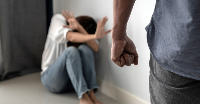 Ενδοοικογενειακή βία: Πέντε συλλήψεις στην Δυτική Ελλάδα το τελευταίο 24ωρο