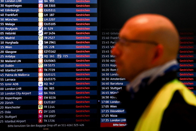 Γερμανία: Συνεχίζονται οι απεργίες στα αεροδρόμια - Ακυρώνονται 580 πτήσεις, ταλαιπωρία για 90.000 ταξιδιώτες