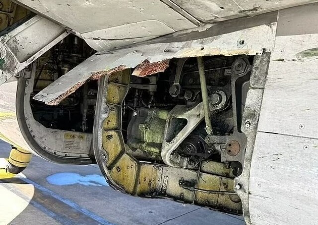 Νέο περιστατικό με αεροσκάφος της Boeing: Έχασε εξωτερικό πάνελ κατά τη διάρκεια της πτήσης