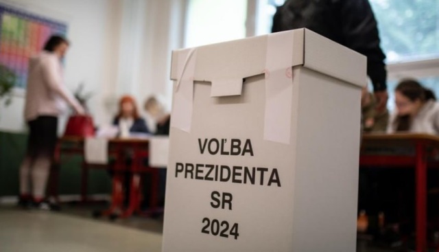 Σλοβακία: Στις κάλπες οι Σλοβάκοι για την εκλογή νέου προέδρου - 9 οι υποψήφιοι, καμία γυναίκα μεταξύ τους