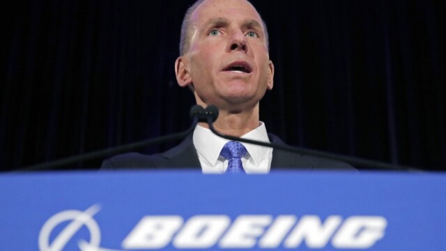 Κρίση στην Boeing: Αποχωρεί ο CEO της εταιρείας Ντέιβ Καλχούν