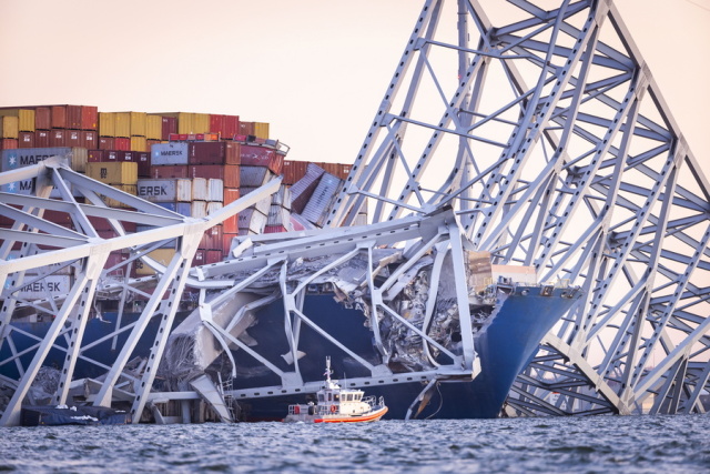 Βαλτιμόρη - Σύγκρουση πλοίου σε γέφυρα: Πρόκειται για ατύχημα, είμαστε σε σοκ, λέει ο κυβερνήτης του Μέριλαντ