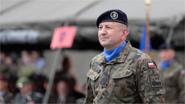 Πολωνία: Παύθηκε των καθηκόντων του ο Πολωνός διοικητής του Eurocorps έπειτα από έρευνα αντικατασκοπείας