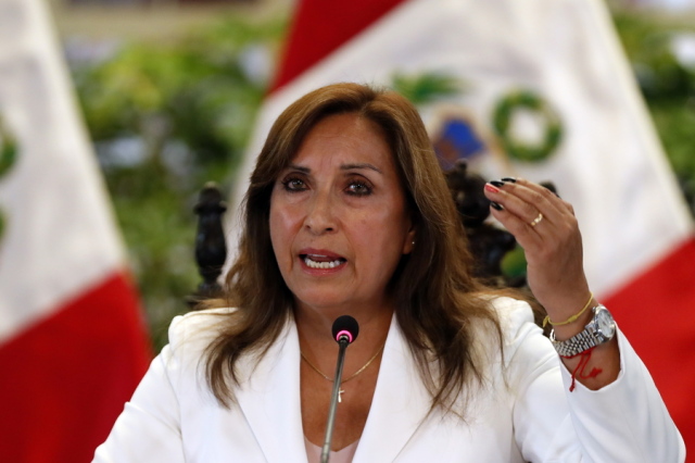 Περού: Μαζικές παραιτήσεις υπουργών εν μέσω του σκανδάλου «Rolexgate»