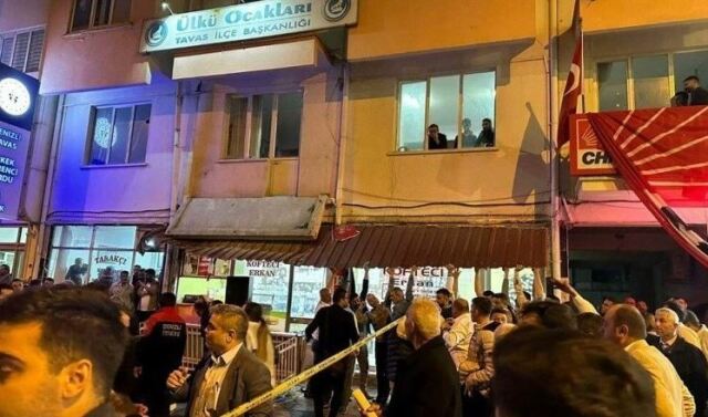 Τουρκία: Τραγωδία σε πανηγυρισμούς για νίκη υποψηφίου της αντιπολίτευσης - Ένας νεκρός από κατάρρευση μπαλκονιού