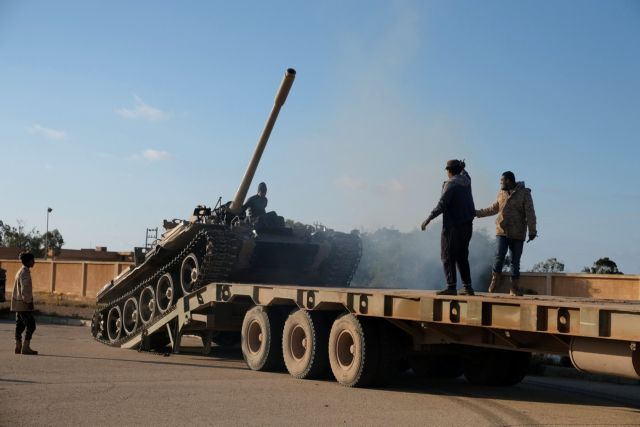 Τουρκία: Η Άγκυρα παραβίασε το εμπάργκο όπλων και εκπαίδευσε Σύρους μαχητές στη Λιβύη, λέει η Sozcu