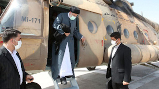 Για αναγκαστική προσγείωση του ελικοπτέρου που επέβαινε ο πρόεδρος του Ιράν Εμπραχίμ Ραΐσι, χωρίς θύματα, κάνει λόγο η Τεχεράνη