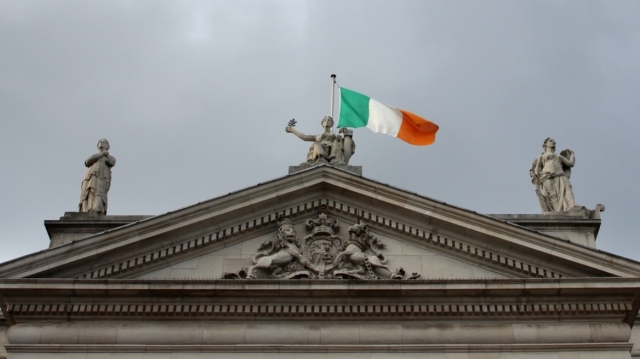 Ιρλανδία: Ανεβαίνει η ακροδεξιά στις τοπικές εκλογές - Ήττα για το Σιν Φέιν